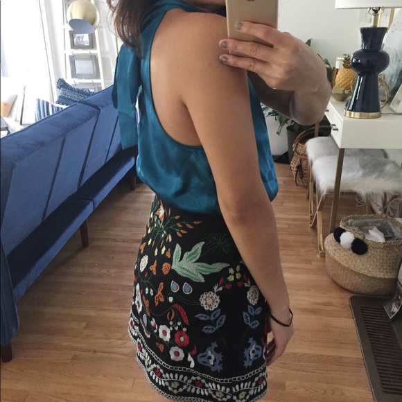 Top - Picture 3 of 5